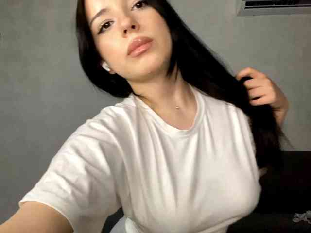 ShandraVanderwege webcam