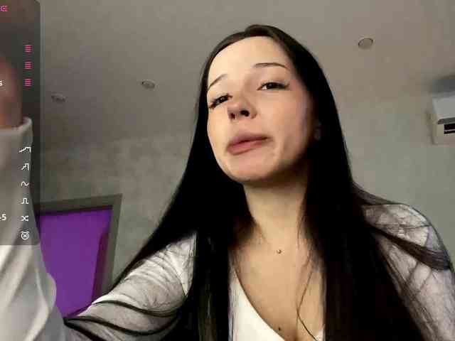 ShandraVanderwege webcam