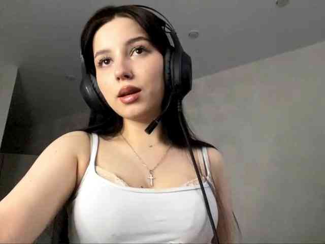 ShandraVanderwege webcam