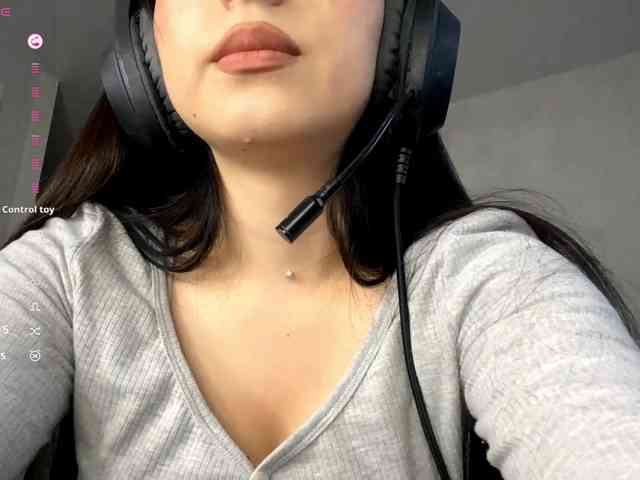 ShandraVanderwege webcam