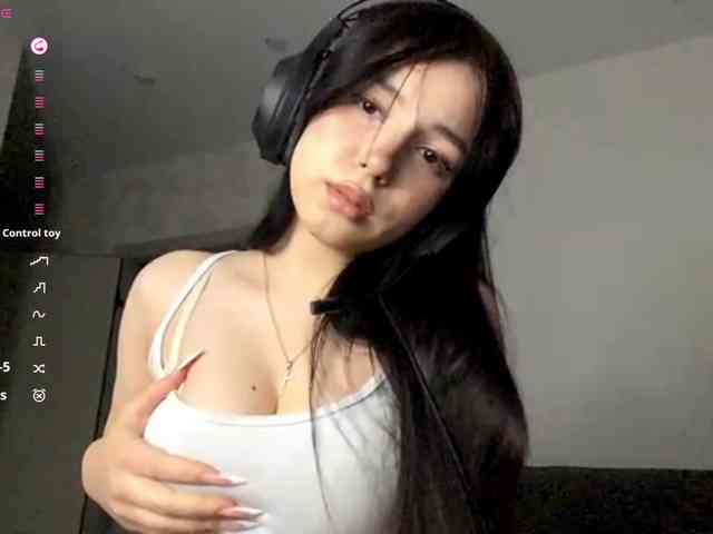 ShandraVanderwege webcam