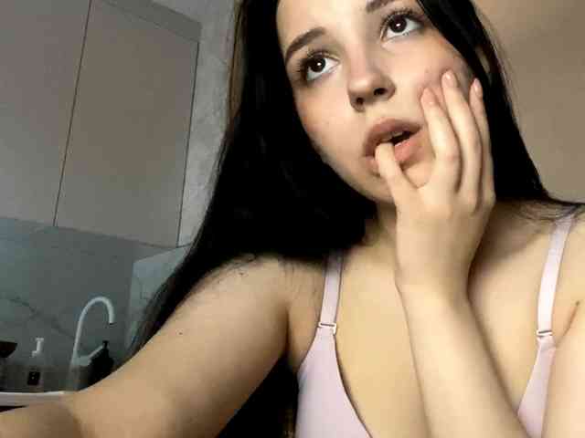 ShandraVanderwege webcam