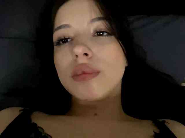 ShandraVanderwege webcam