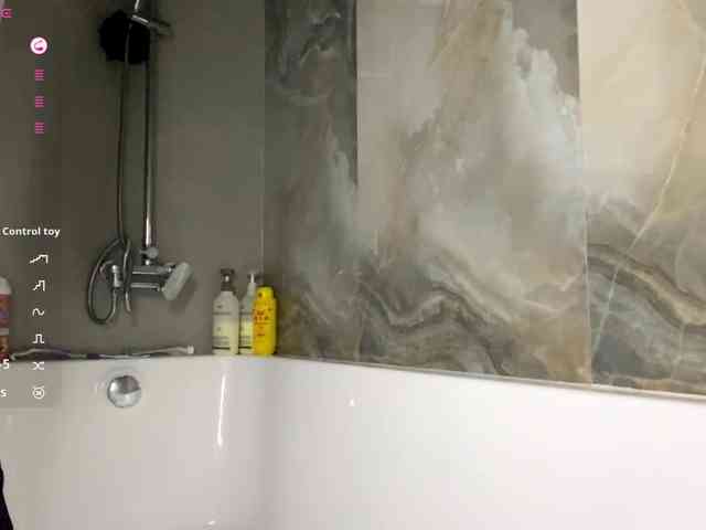 ShandraVanderwege webcam