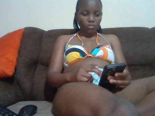 kelsey19 webcam