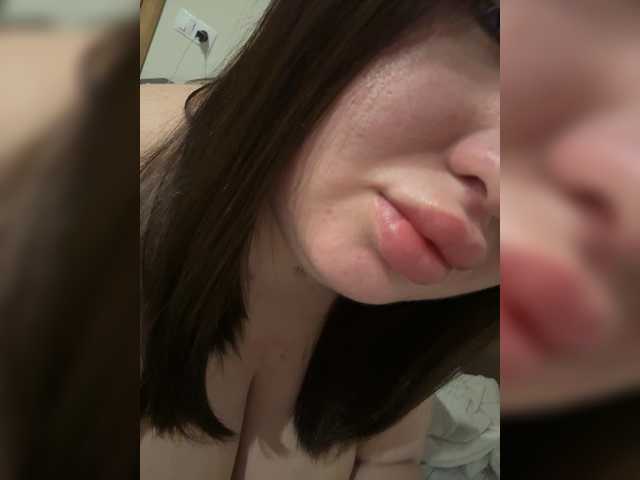 Swettypussy69's BongaCams show and profile