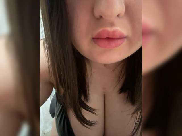 Swettypussy69's BongaCams show and profile