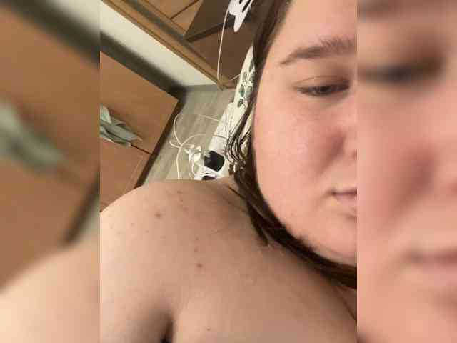 Swettypussy69 webcam