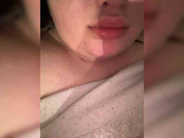 Swettypussy69 webcam