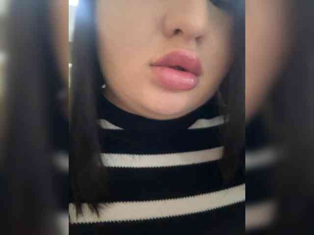 Swettypussy69 webcam