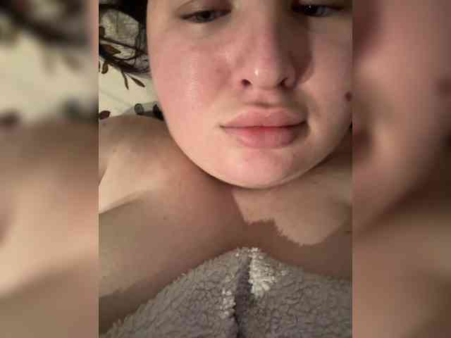 Swettypussy69 webcam