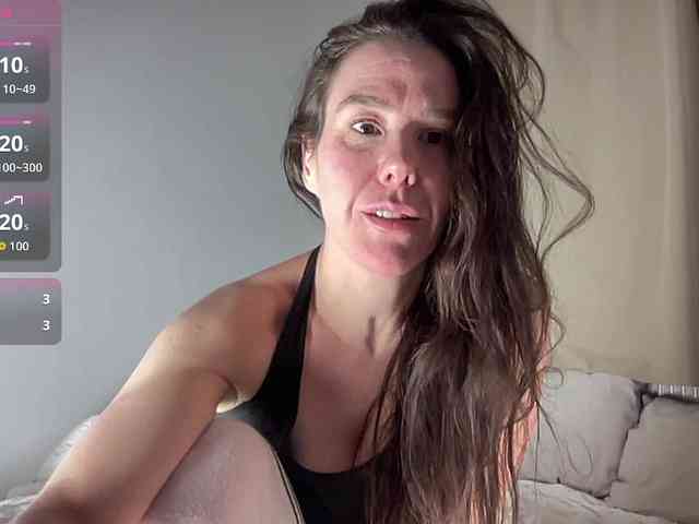 MilkHoneyLullabies webcam