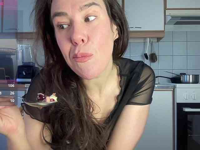 MilkHoneyLullabies webcam