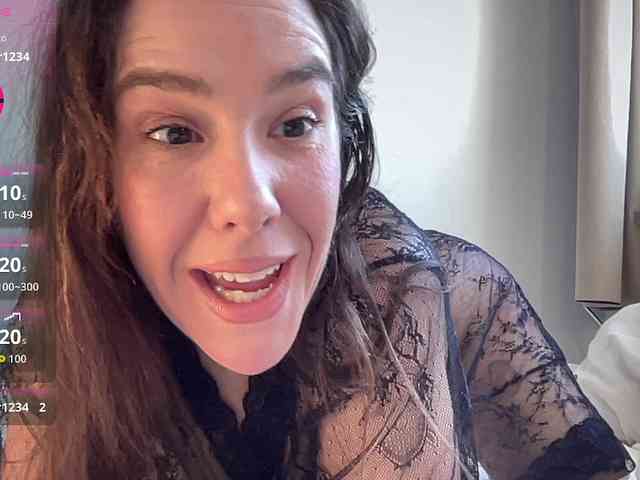 MilkHoneyLullabies webcam