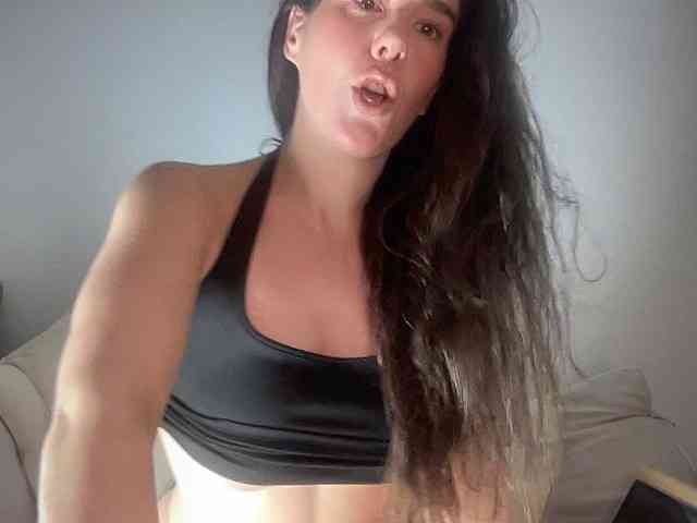 MilkHoneyLullabies webcam