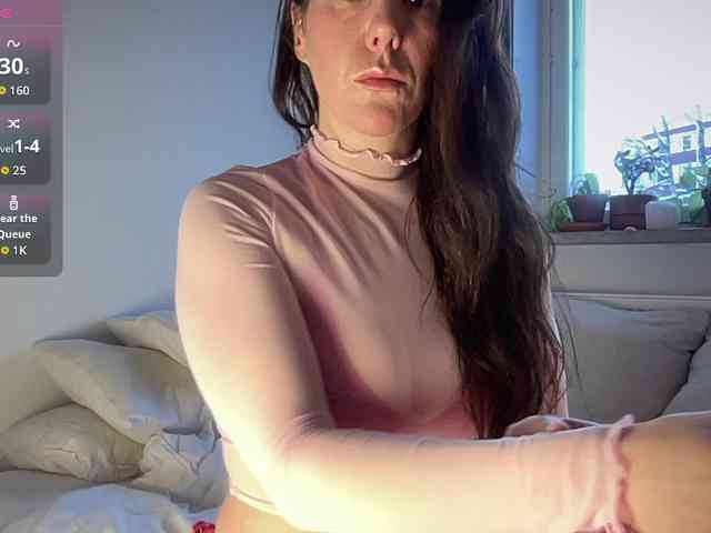 MilkHoneyLullabies webcam