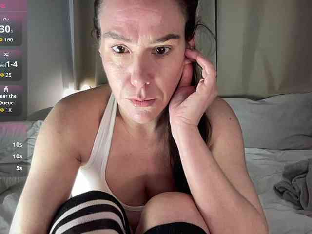 MilkHoneyLullabies webcam