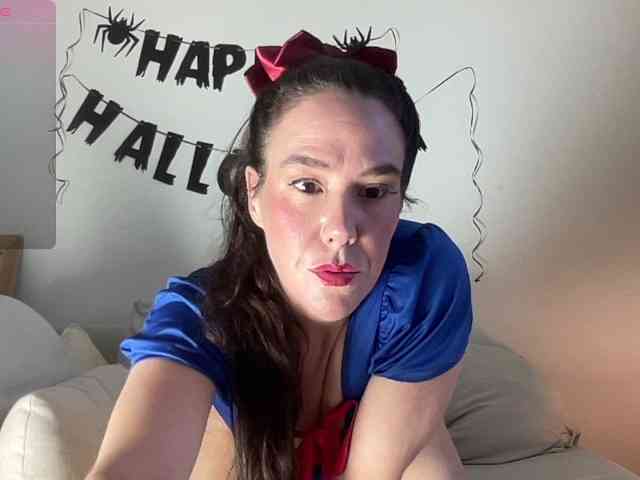 MilkHoneyLullabies webcam