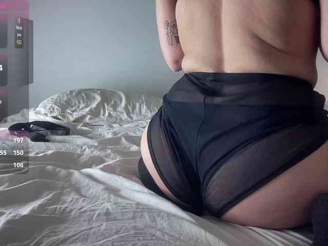 MilkHoneyLullabies webcam