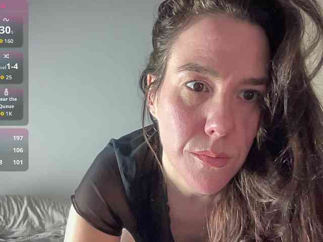 MilkHoneyLullabies webcam