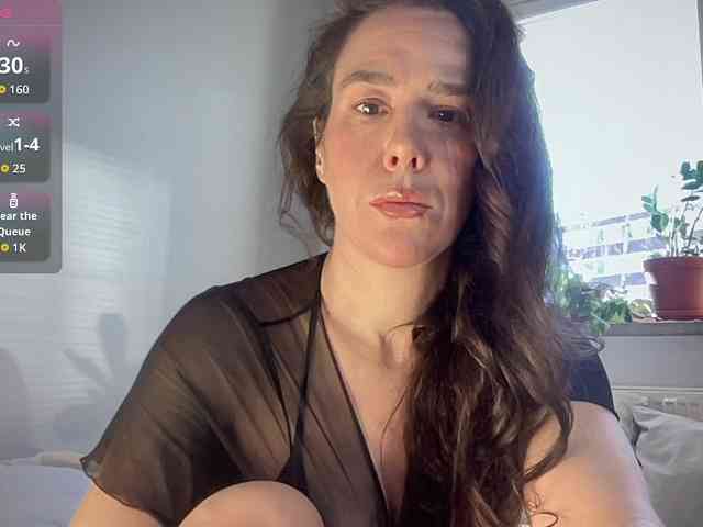 MilkHoneyLullabies webcam