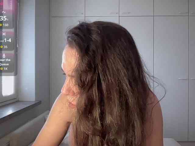 MilkHoneyLullabies webcam