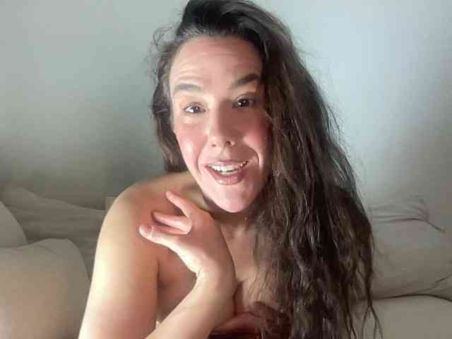 MilkHoneyLullabies webcam