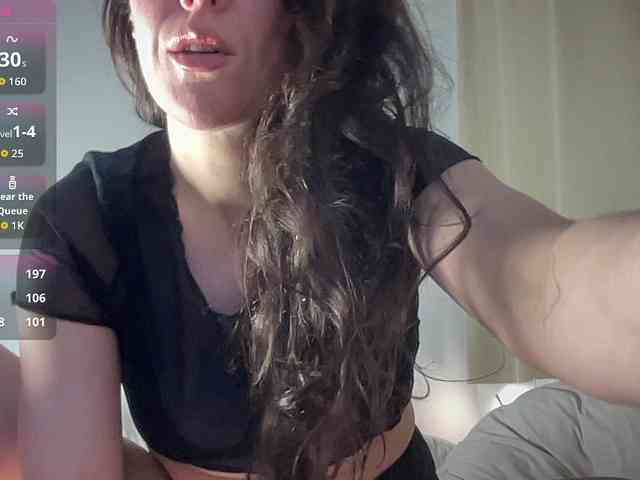 MilkHoneyLullabies webcam