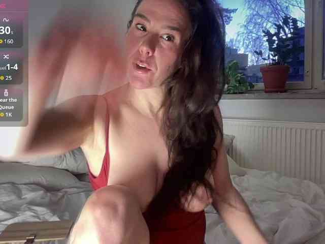 MilkHoneyLullabies webcam