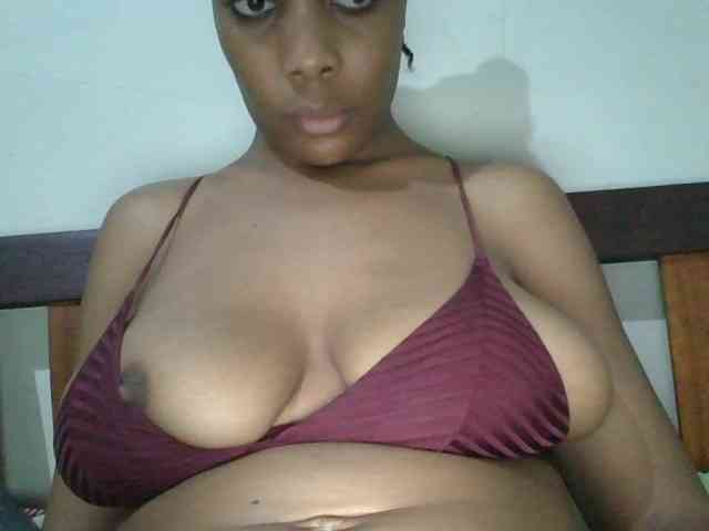 sweetboobies20 webcam