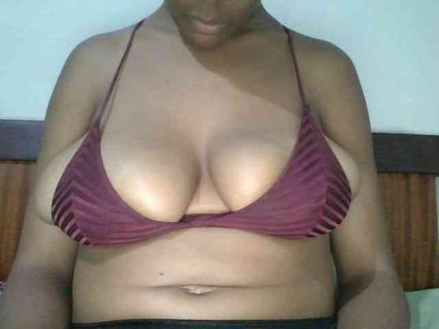 sweetboobies20 webcam