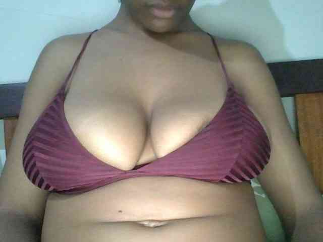 sweetboobies20 webcam
