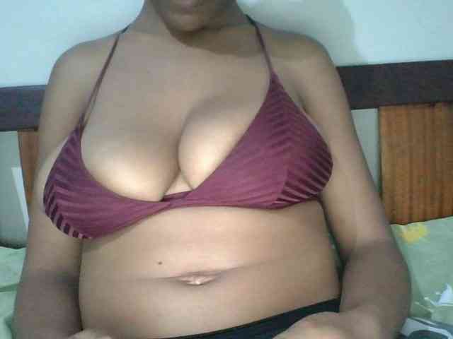 sweetboobies20 webcam