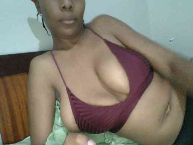 sweetboobies20 webcam