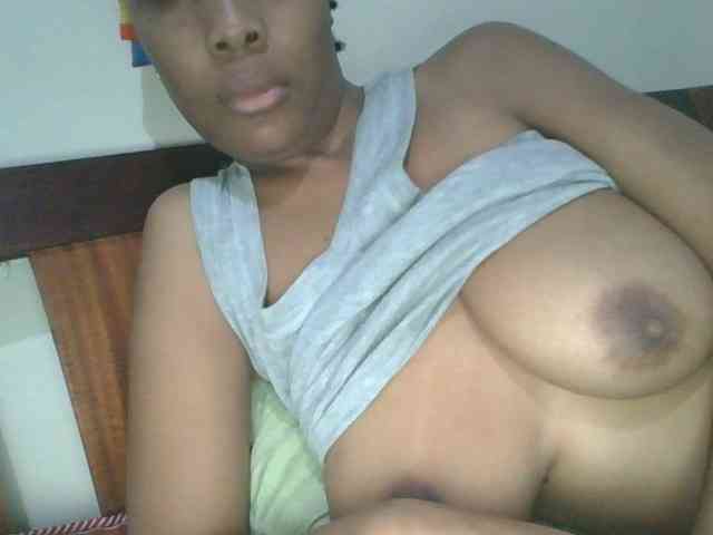 sweetboobies20 webcam