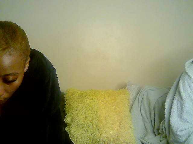 MamisMars's BongaCams show and profile