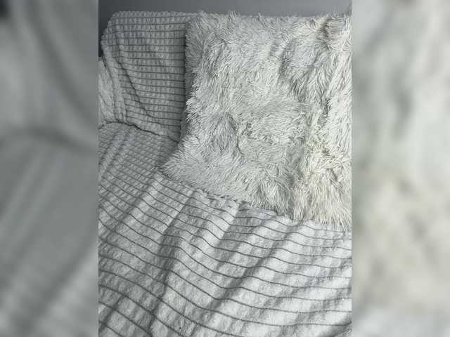 Bunnyshott's BongaCams show and profile