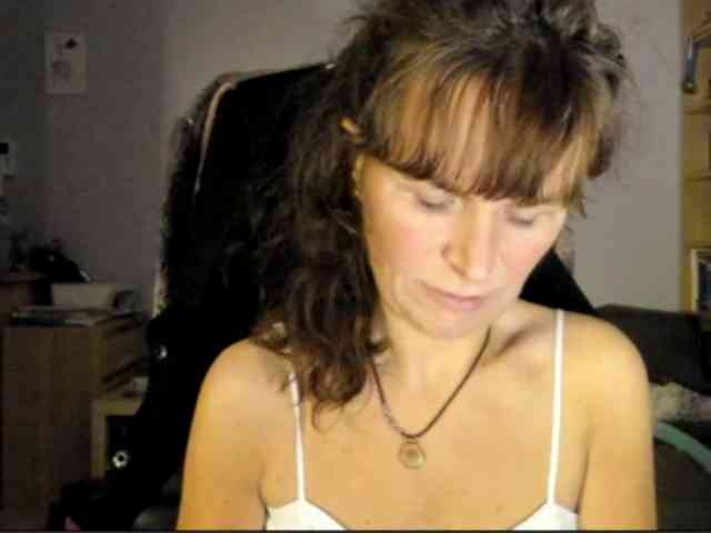 KathyLove1 webcam