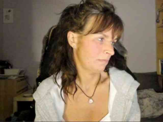 KathyLove1 webcam