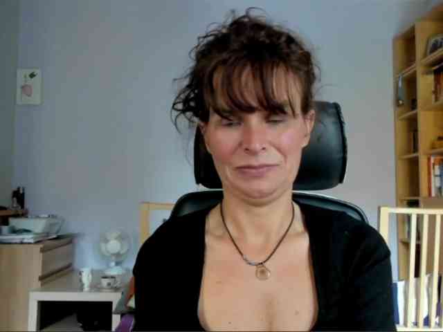 KathyLove1 webcam