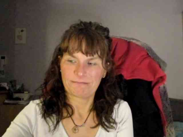 KathyLove1 webcam