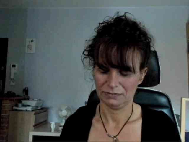 KathyLove1 webcam
