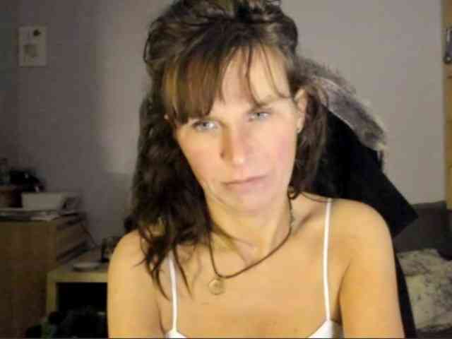 KathyLove1 webcam