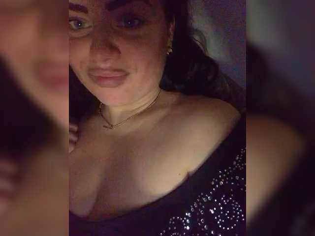 Kattselur17322 from BongaCams