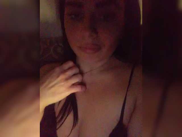 Kattselur17322 from BongaCams