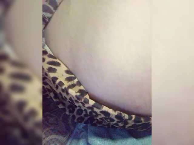 Kattselur17322 from BongaCams