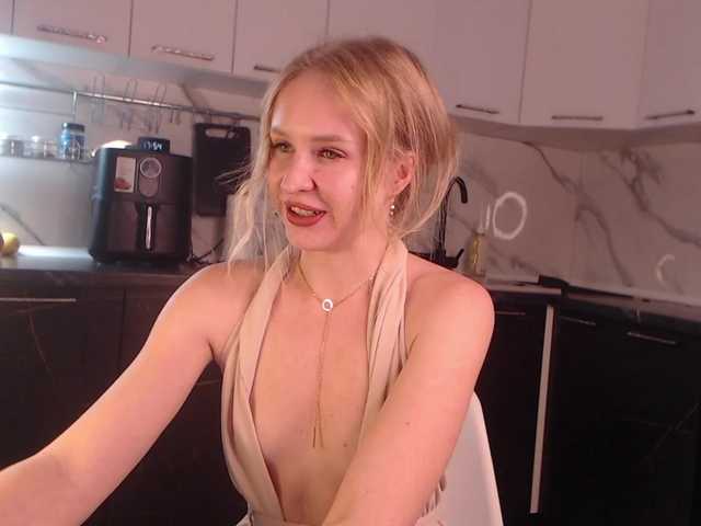 SweetyUAngel's BongaCams show and profile