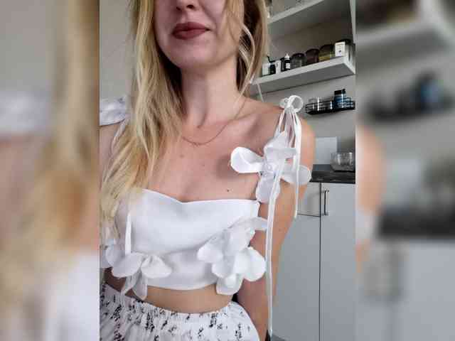 SweetyUAngel webcam