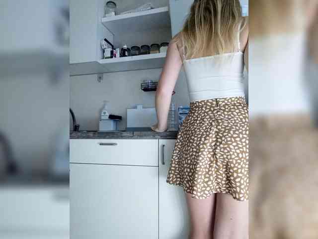 SweetyUAngel webcam