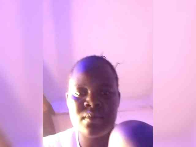 MissVee webcam